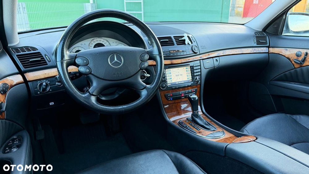 Mercedes-Benz Klasa E - 11