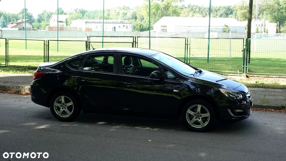 Opel Astra 1.4 Turbo Edition - 36