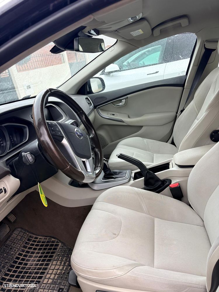 Volvo V40 Cross Country D2 Powershift Momentum - 5