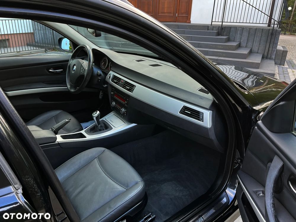 BMW Seria 3 - 11