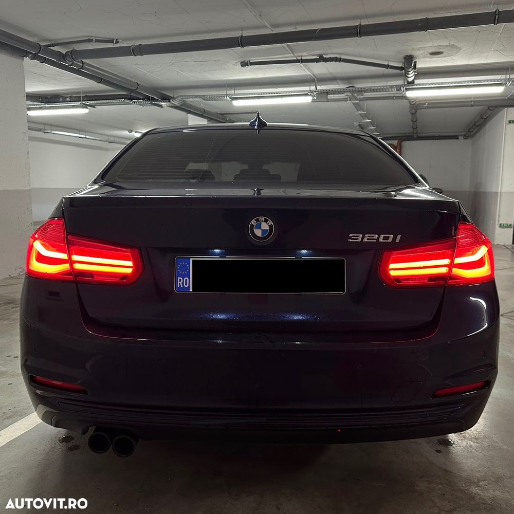 BMW Seria 3 320i AT - 5