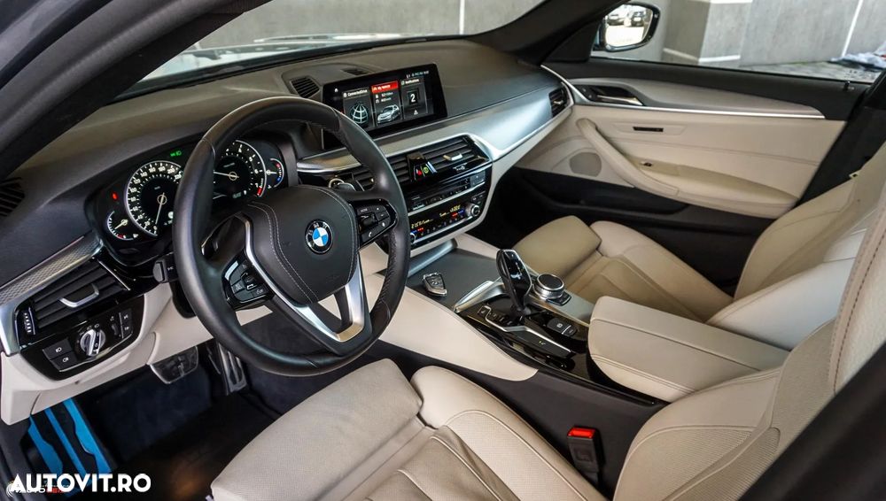 BMW Seria 5 530i xDrive AT - 22