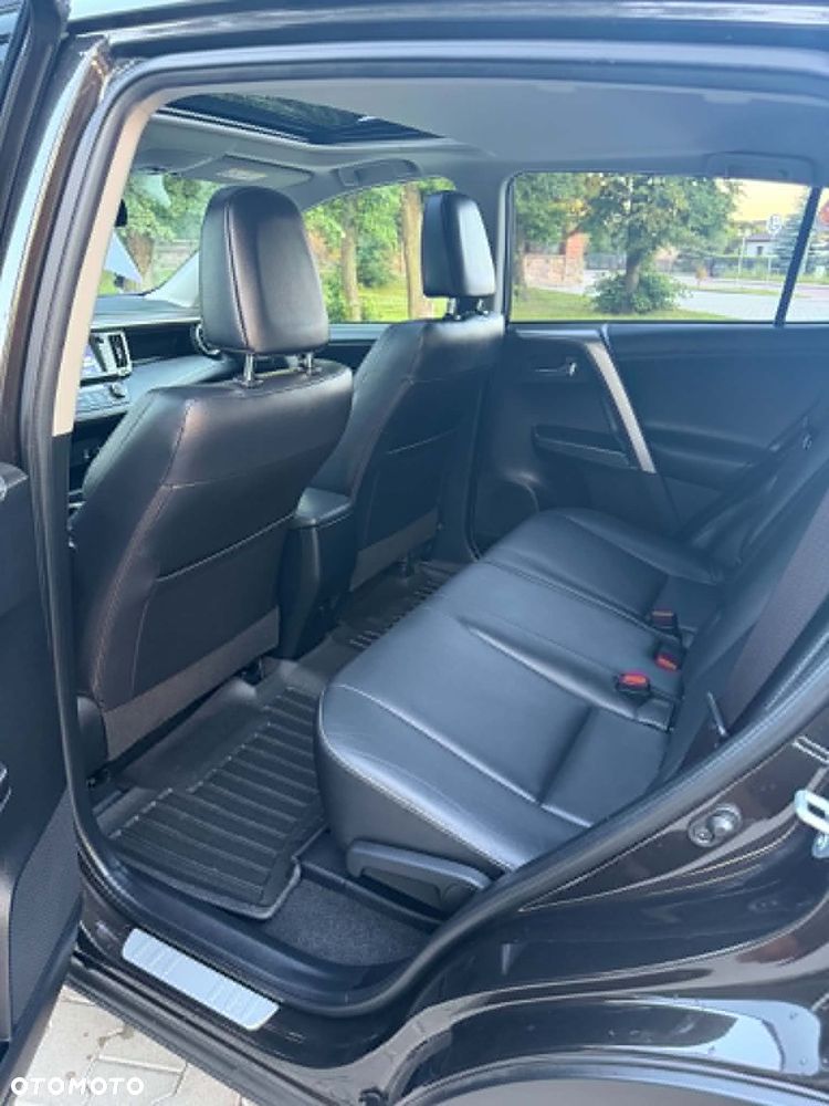Toyota RAV4 2.0 D-4D 4x2 Start-Stop Executive - 31