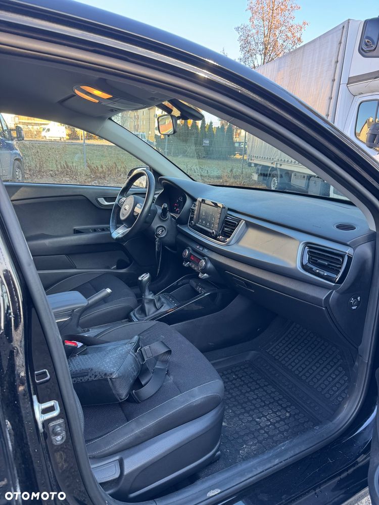 Kia Rio 1.0 T-GDI 100 Dream-Team Edition - 15