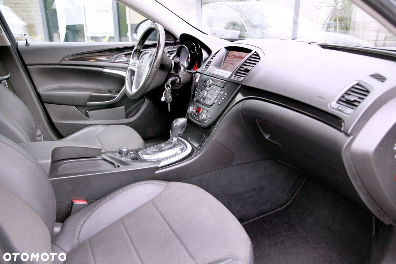 Opel Insignia 2.0 CDTI automatik Edition - 11