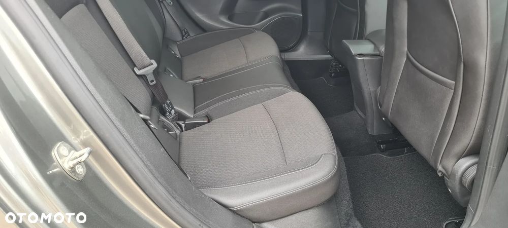 Opel Astra 1.4 T Dynamic S&S - 18