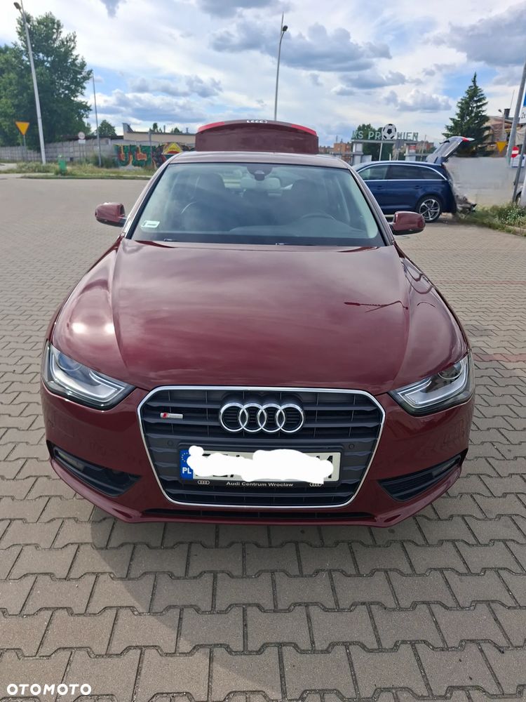 Audi A4 Limousine - 2