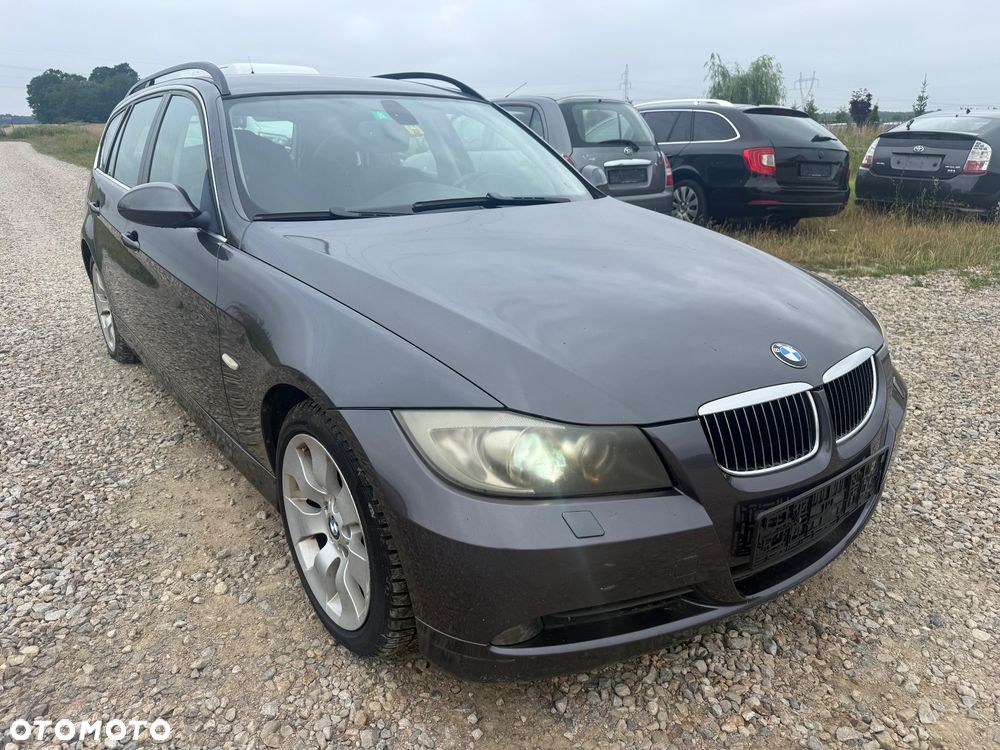 BMW Seria 3 - 1