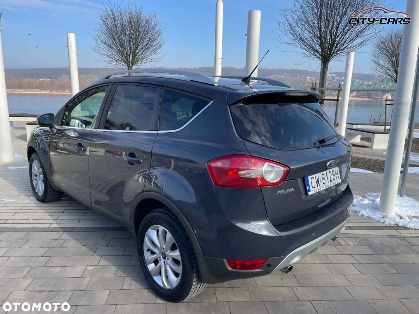 Ford Kuga - 26