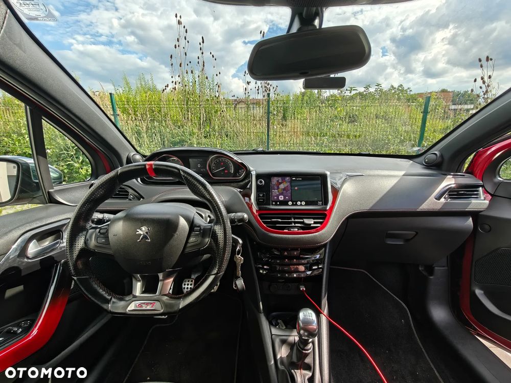 Peugeot 208 GTI 200 THP - 8