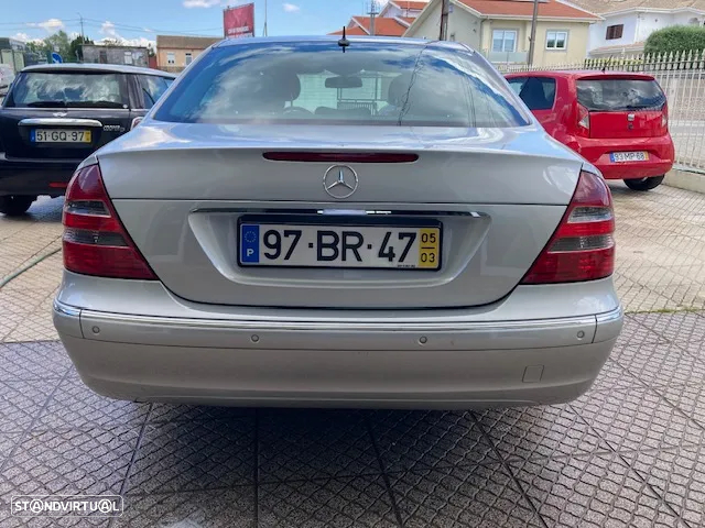 Mercedes-Benz E 220 CDi Elegance Aut. - 18