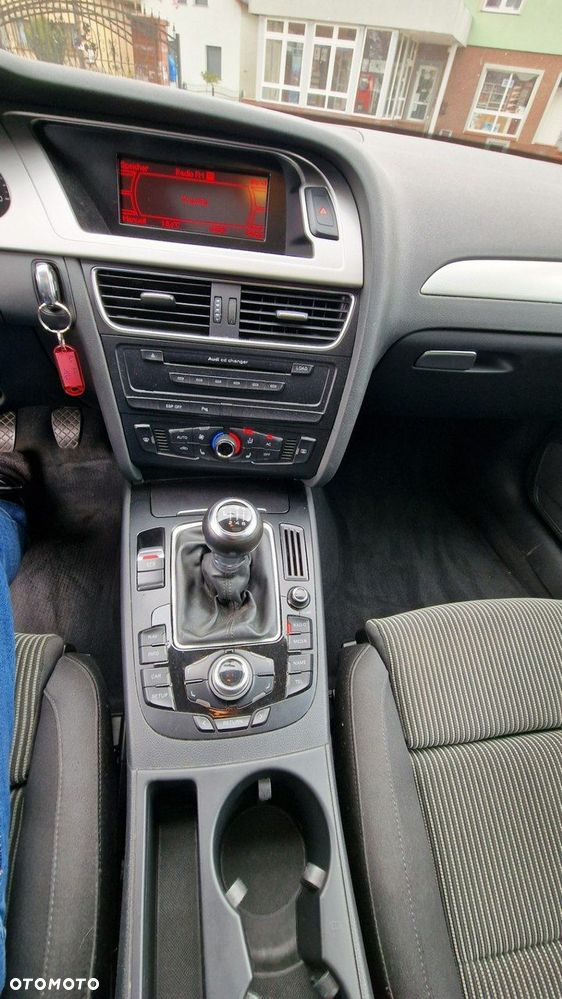 Audi A4 Allroad - 8