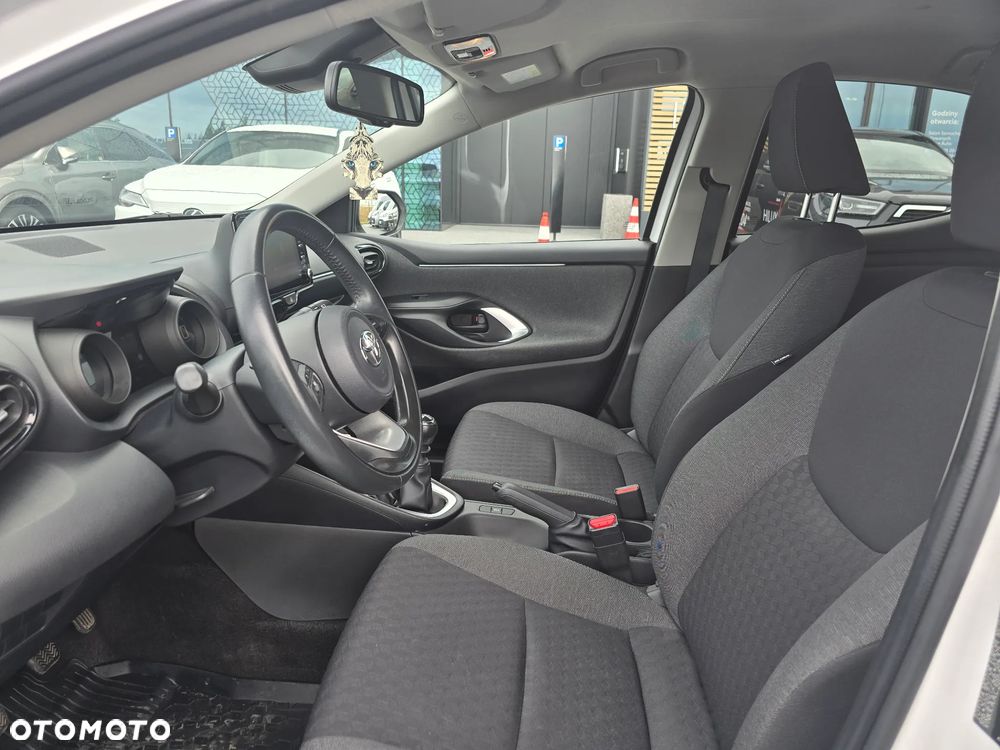 Toyota Yaris 1.5 Comfort - 16