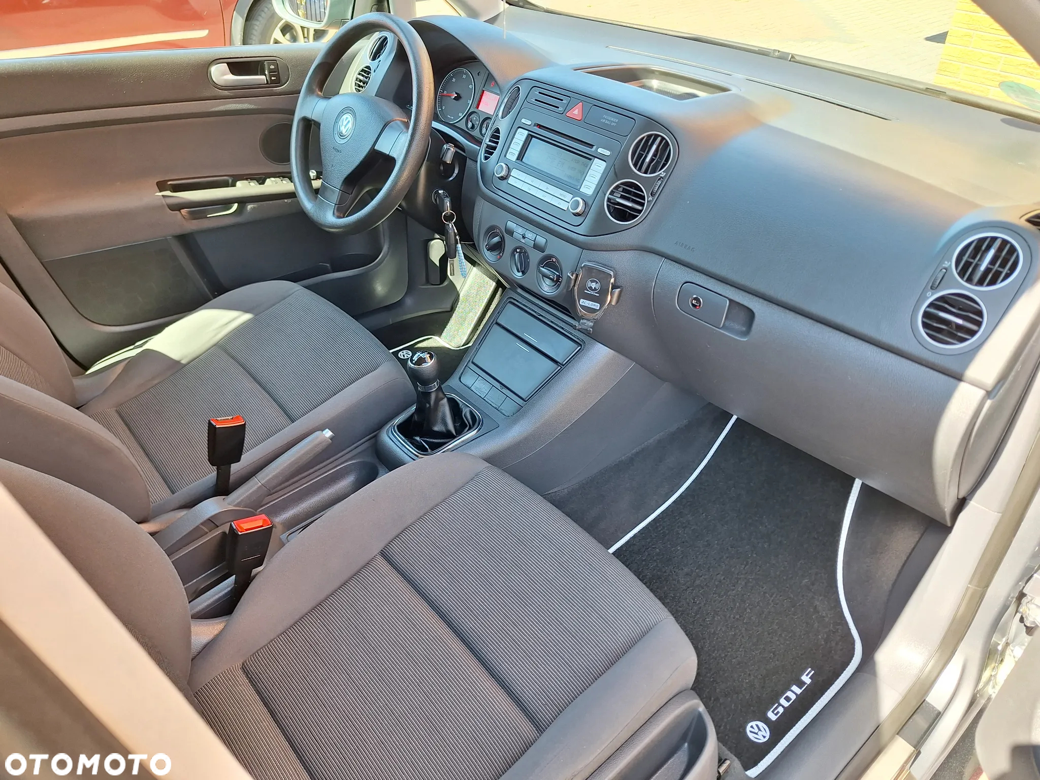 Volkswagen Golf Plus 1.9 TDI Cross - 29