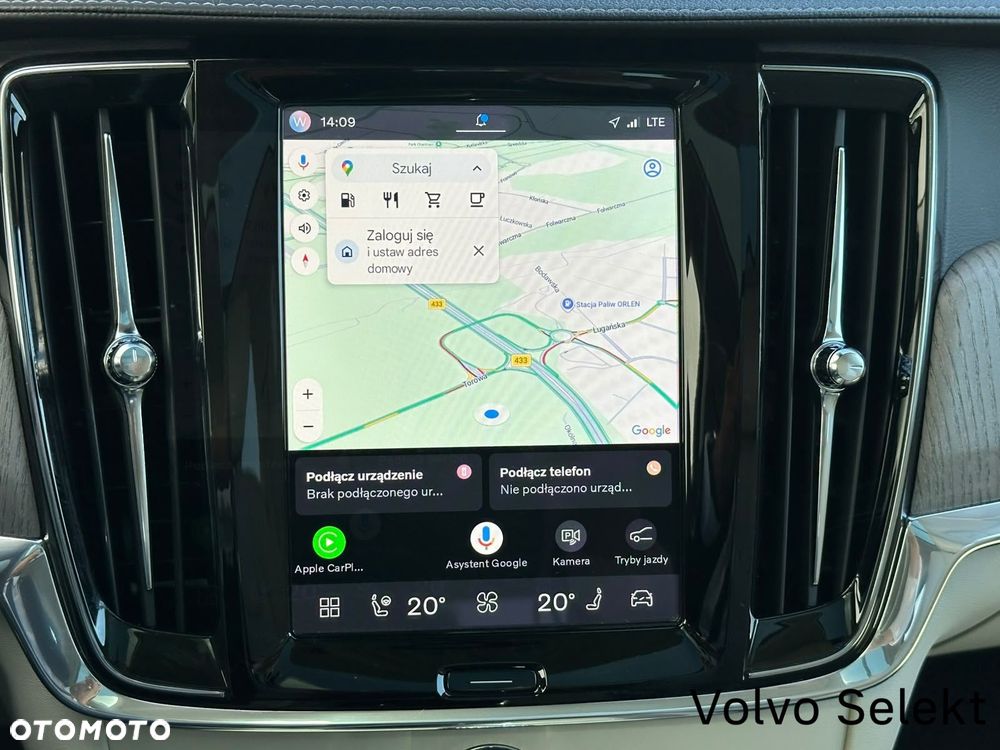 Volvo V90 Cross Country - 30