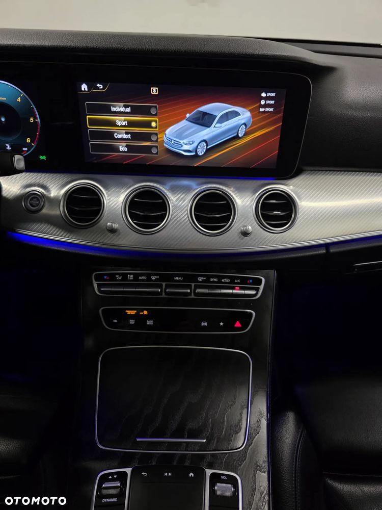 Mercedes-Benz Klasa E 220 d 9G-TRONIC AMG Line - 10