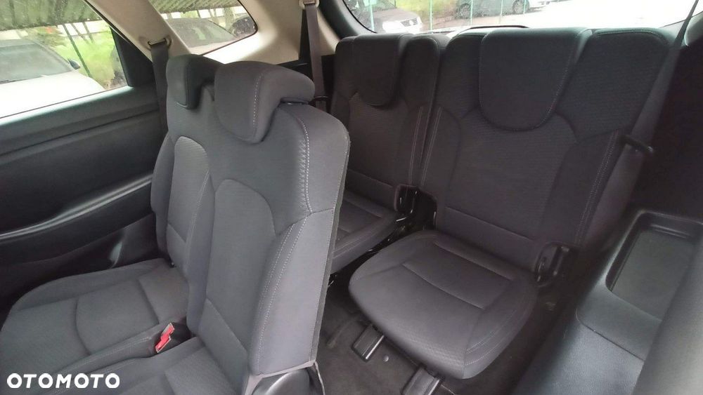 Kia Carens 1.7 CRDi L 7os - 22