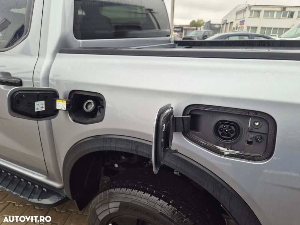 Ford Ranger - 12