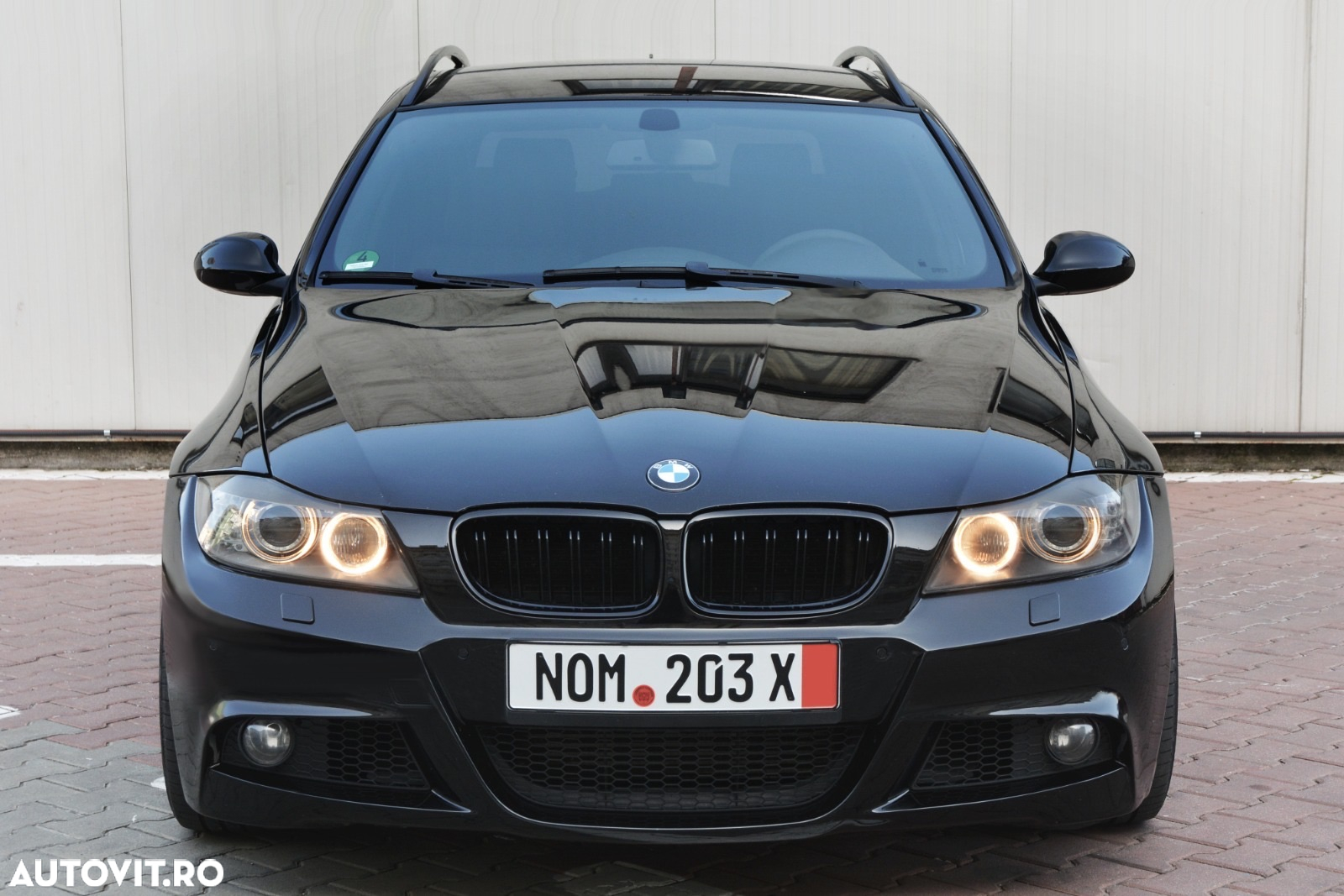 BMW Seria 3 320d DPF Touring - 2