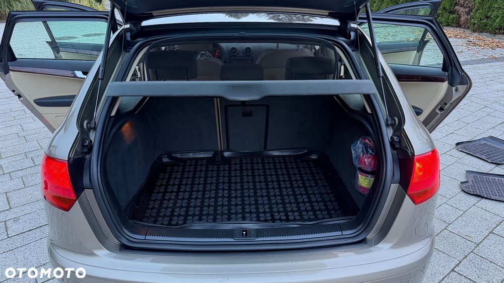 Audi A3 Sportback - 17