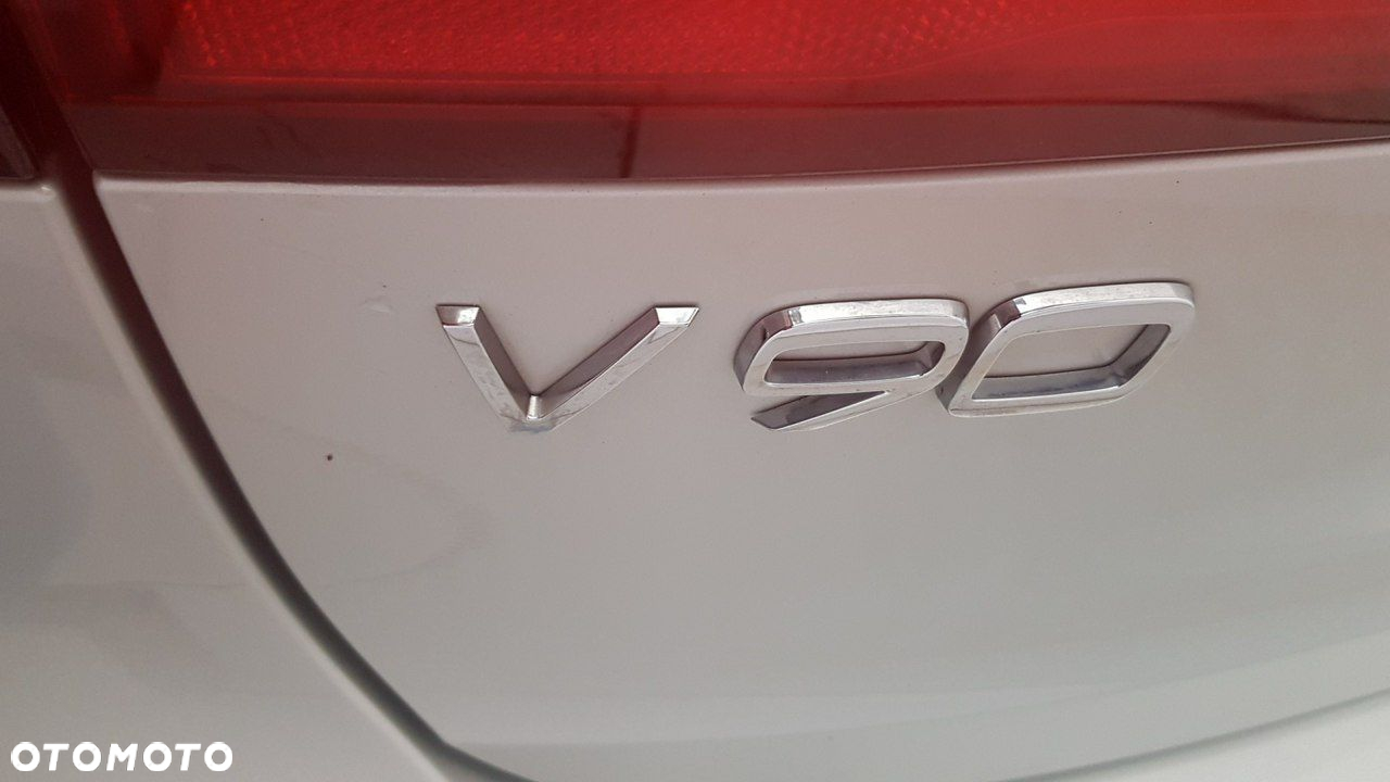 Volvo V90 - 17