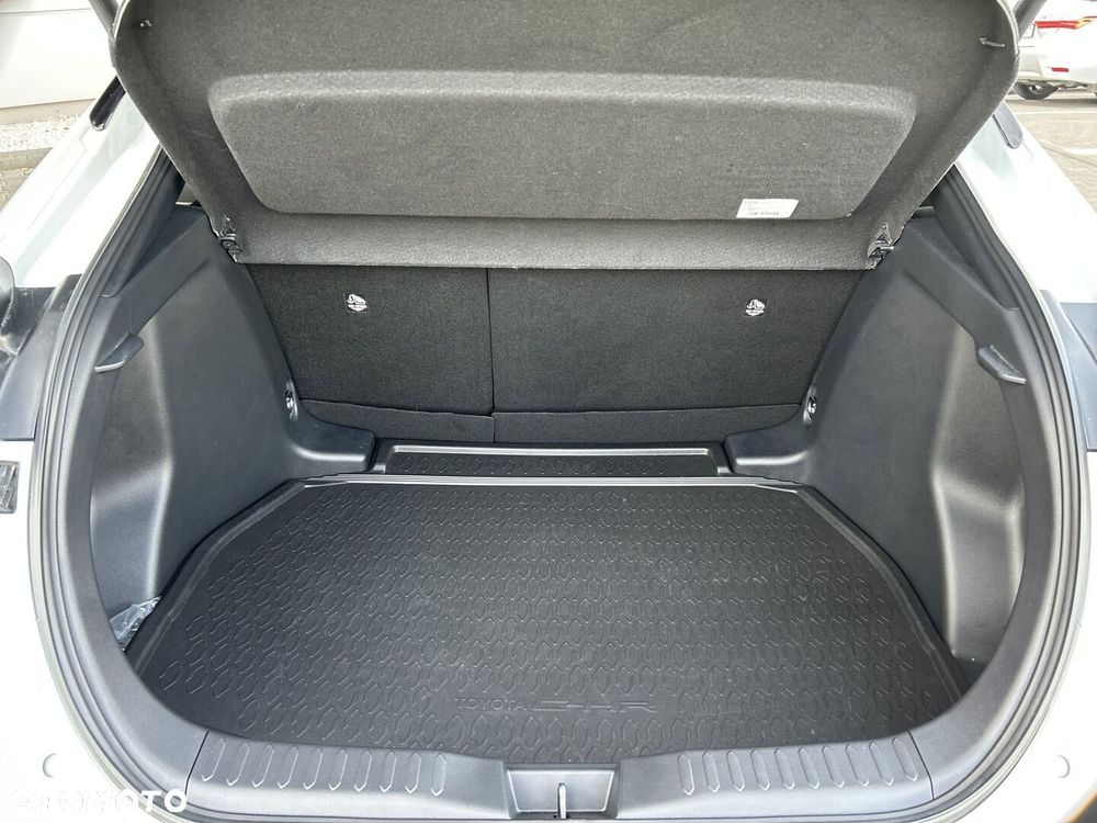 Toyota C-HR 1.8 Hybrid Executive - 24
