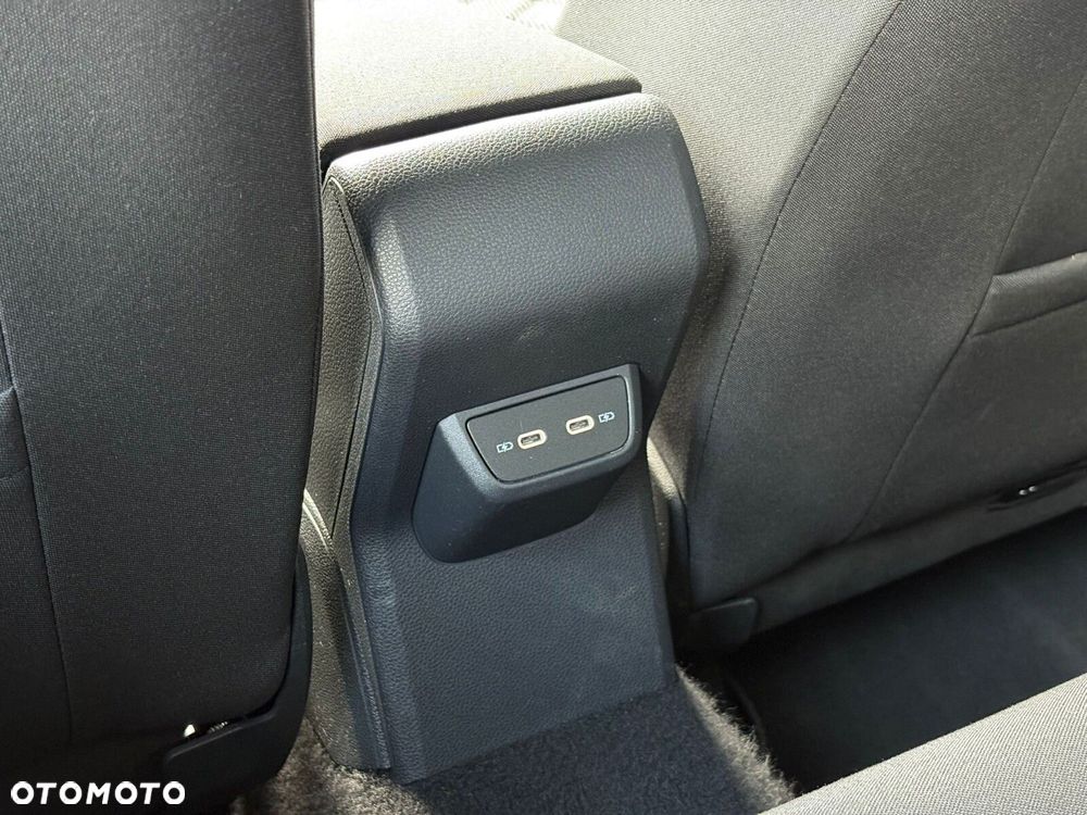 Volkswagen Taigo 1.5 TSI ACT R-Line DSG - 17