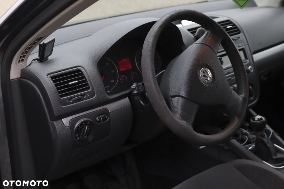 Volkswagen Golf - 2