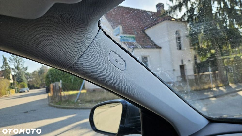 Mercedes-Benz Klasa E 200 d 9G-TRONIC Night Edition - 25