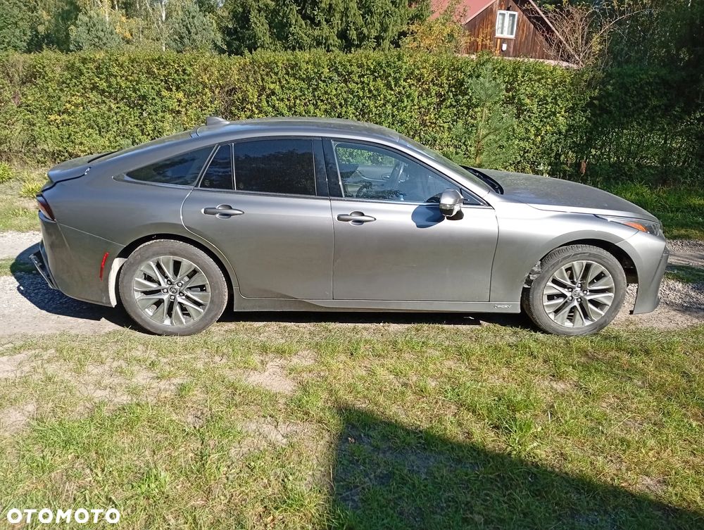 Toyota Mirai Standard - 10