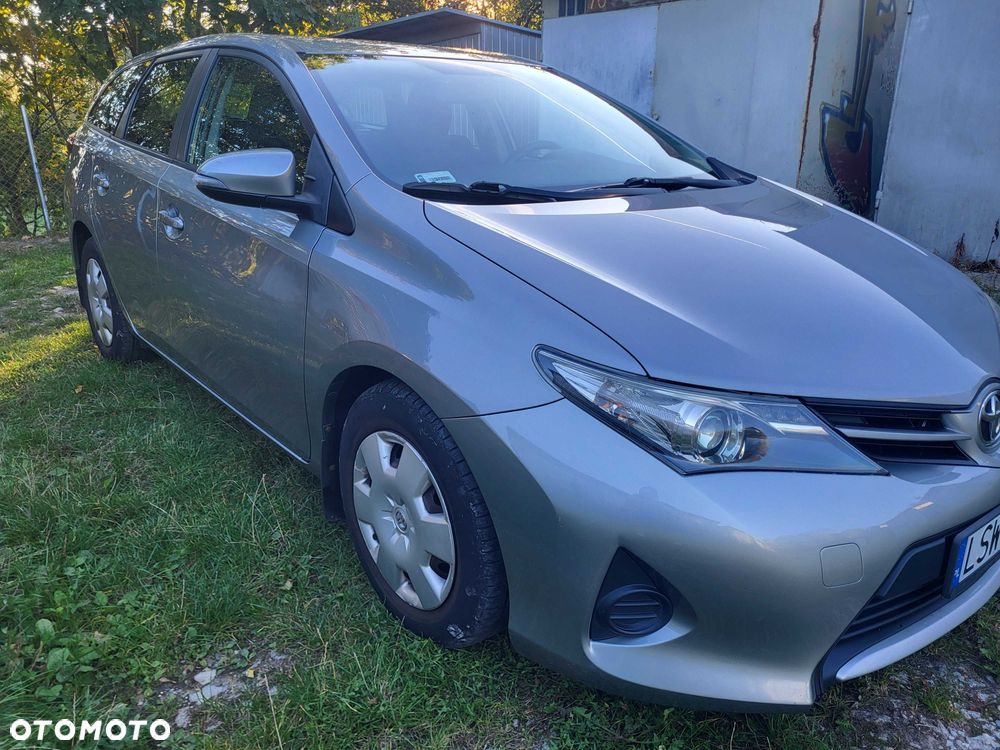 Toyota Auris - 3