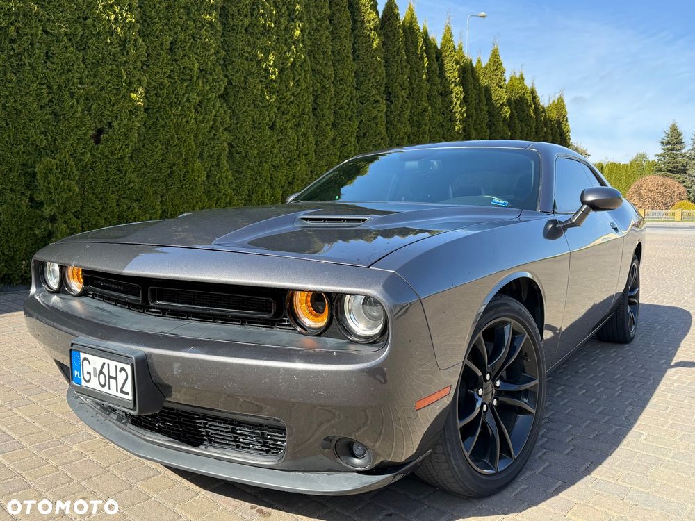Dodge Challenger - 5