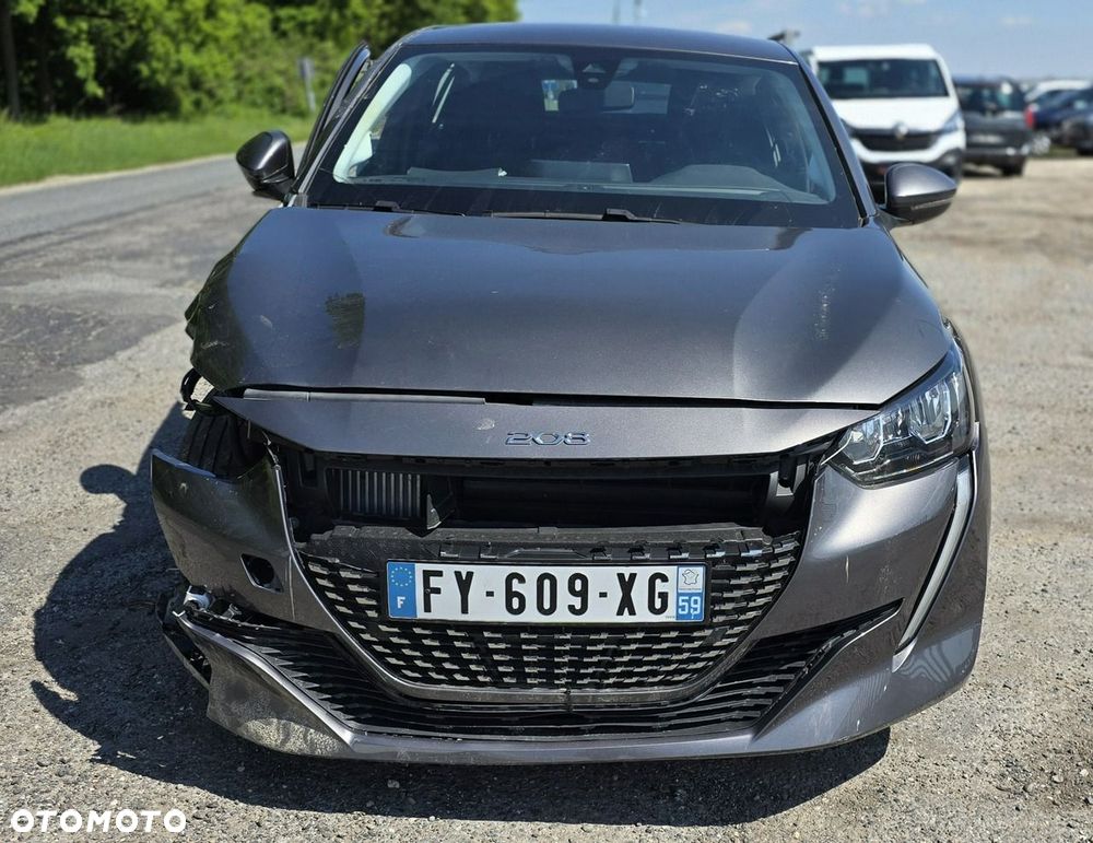 Peugeot 208 - 9