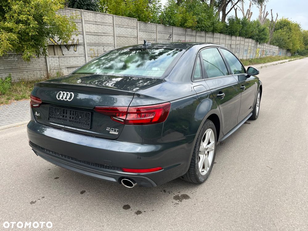 Audi A4 Limousine - 12