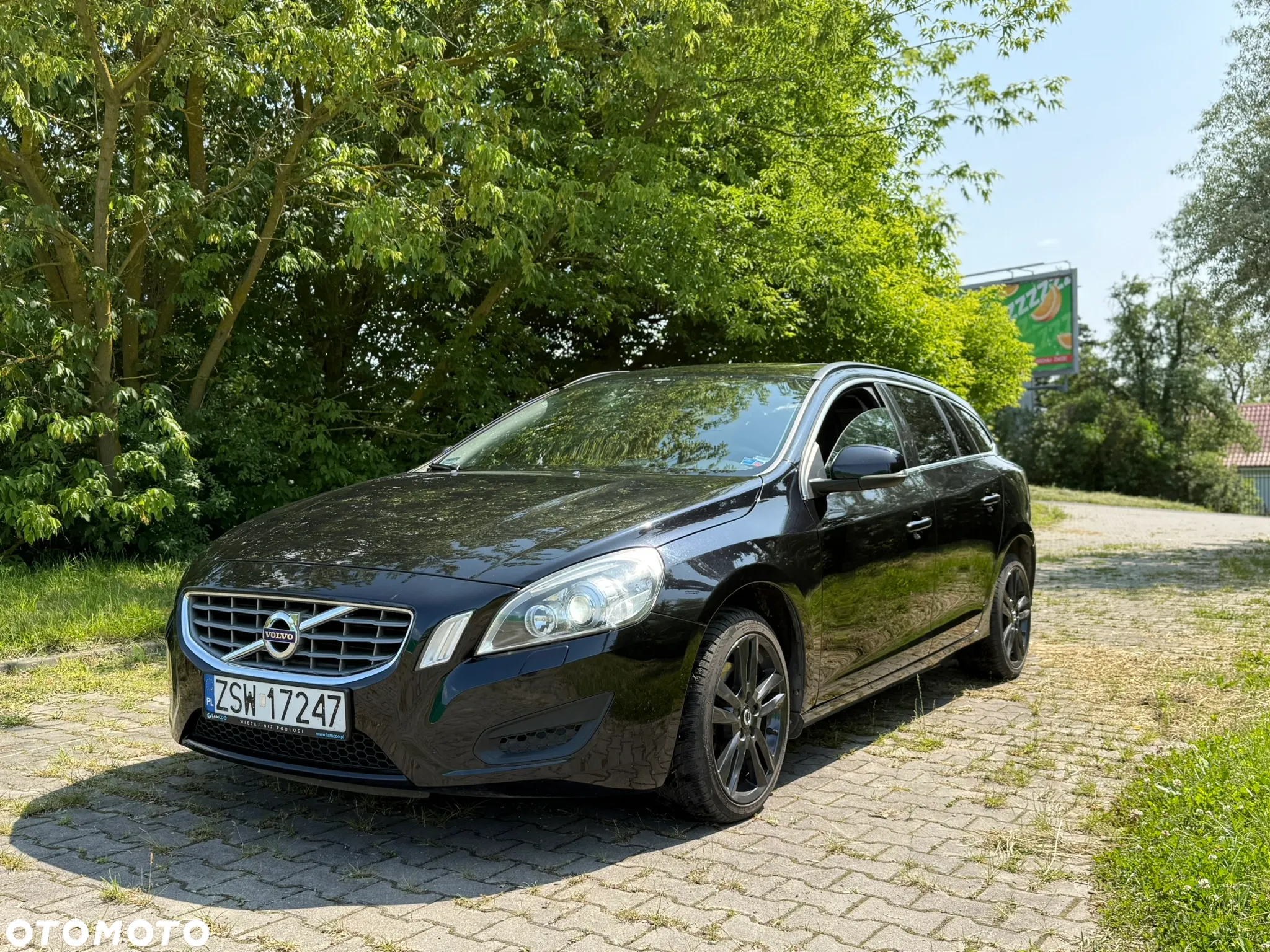 Volvo V60 D4 Momentum - 2