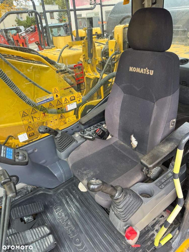 Komatsu PC 210 LC -11 - 7