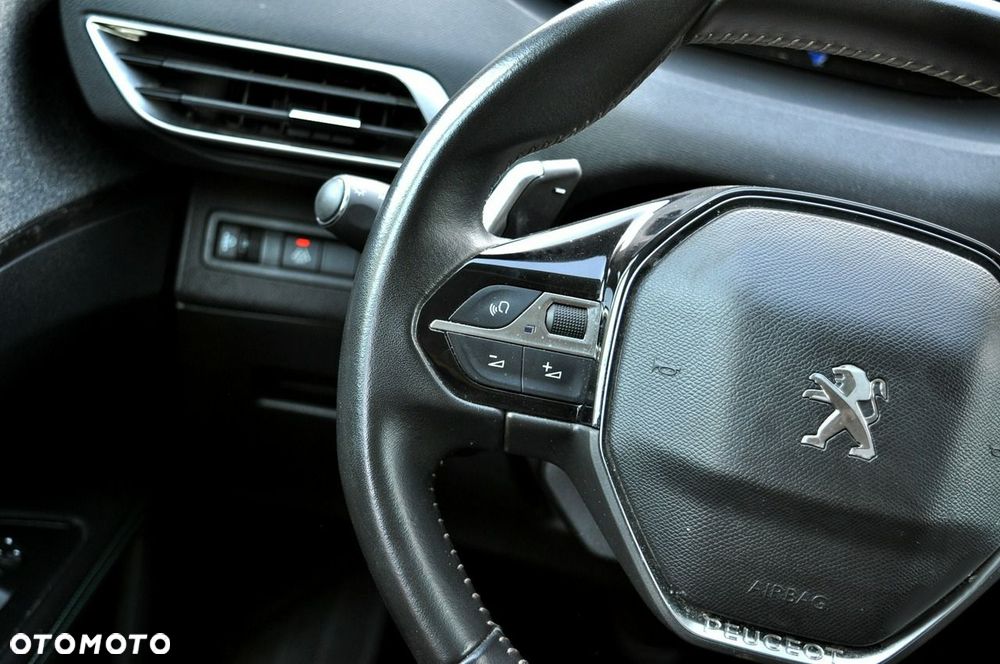 Peugeot 5008 1.5 BlueHDi Allure Pack S&S EAT8 - 27