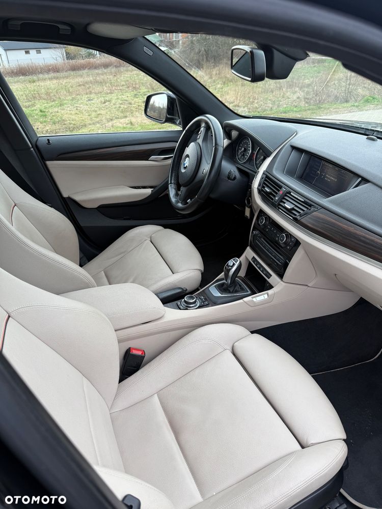 BMW X1 xDrive20i xLine - 32