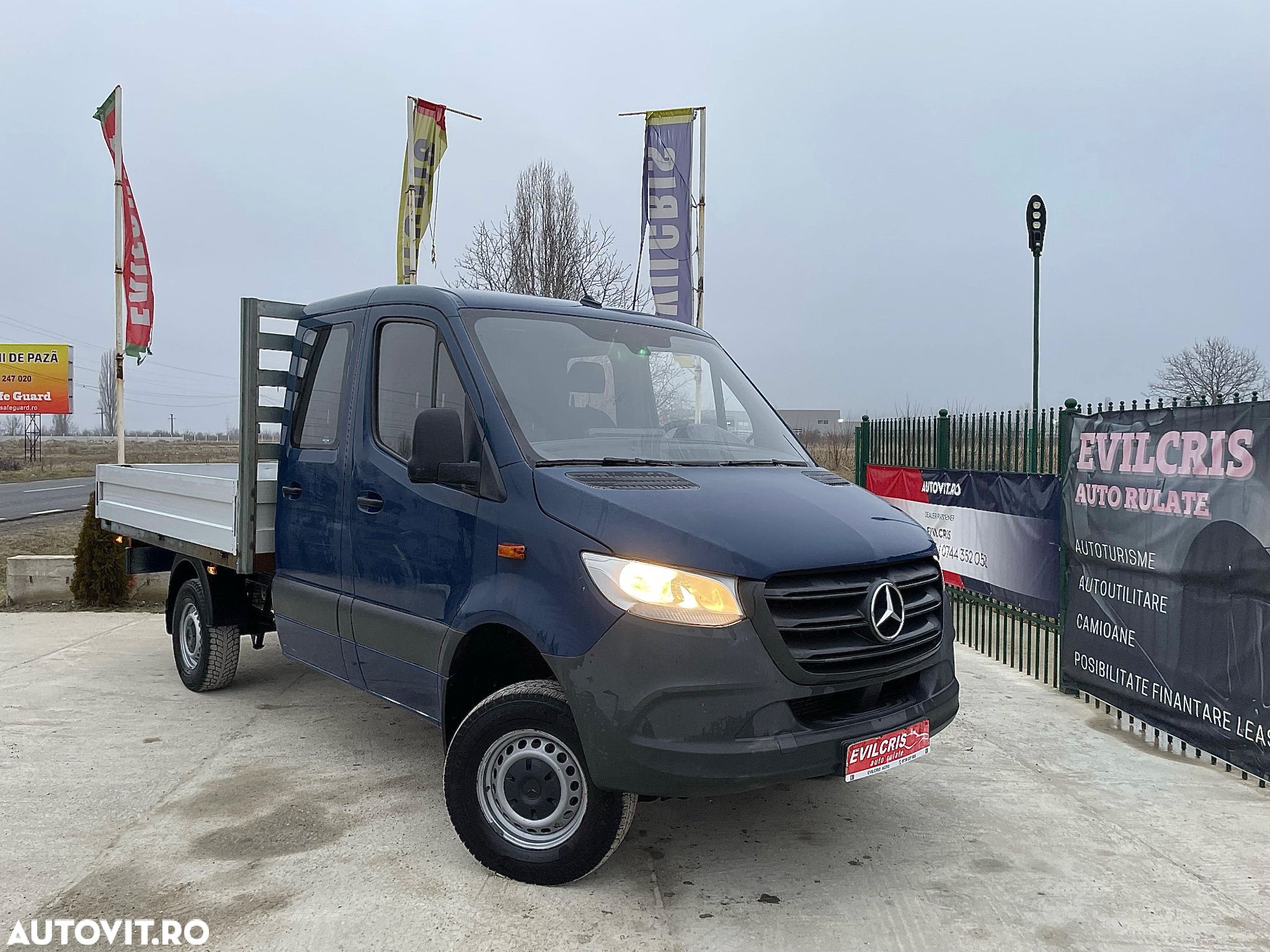 Mercedes-Benz Sprinter 4x4 DOKA - 1