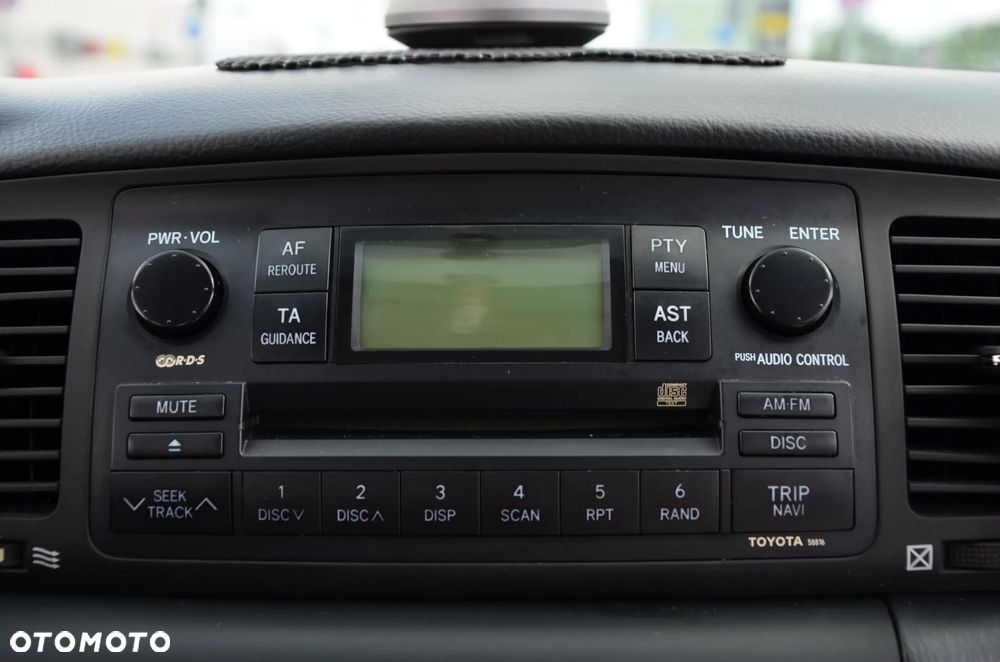 Toyota Corolla 1.6 VVT-i Terra Polaris - 12