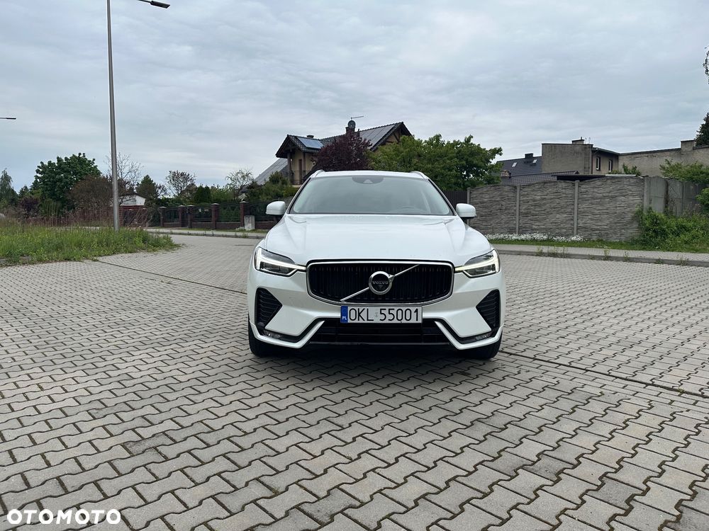 Volvo XC 60 T5 Momentum Pro - 2