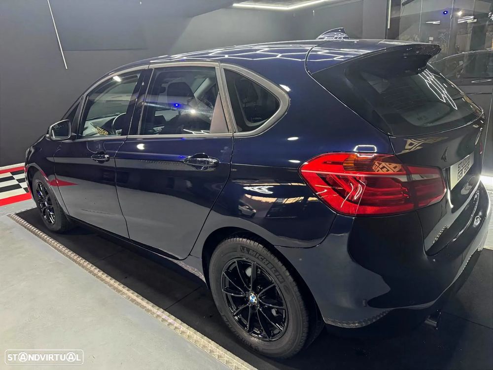 BMW 218 Active Tourer d Line Sport - 6