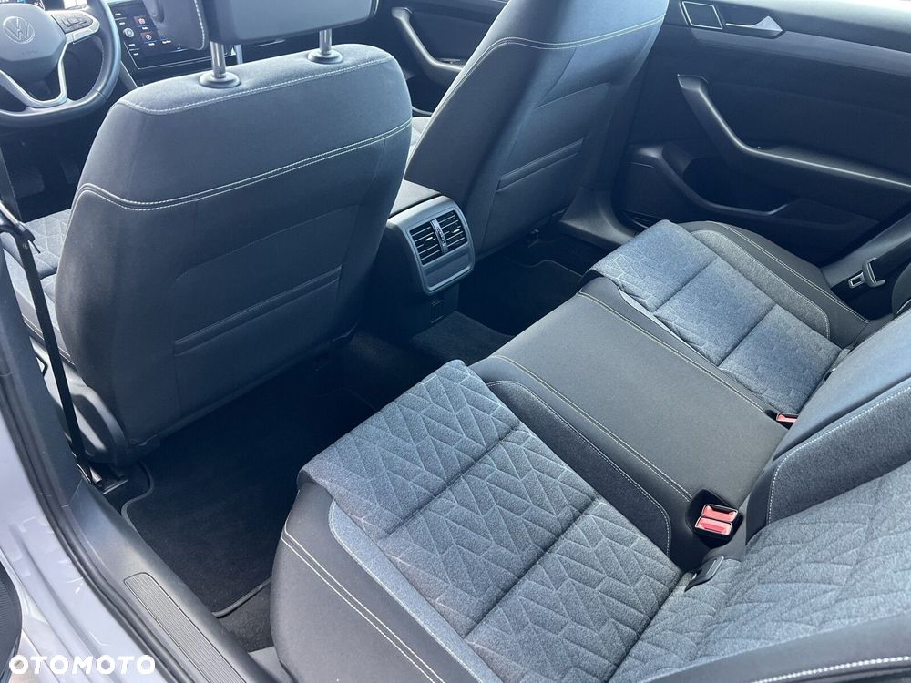 Volkswagen Passat Variant - 27