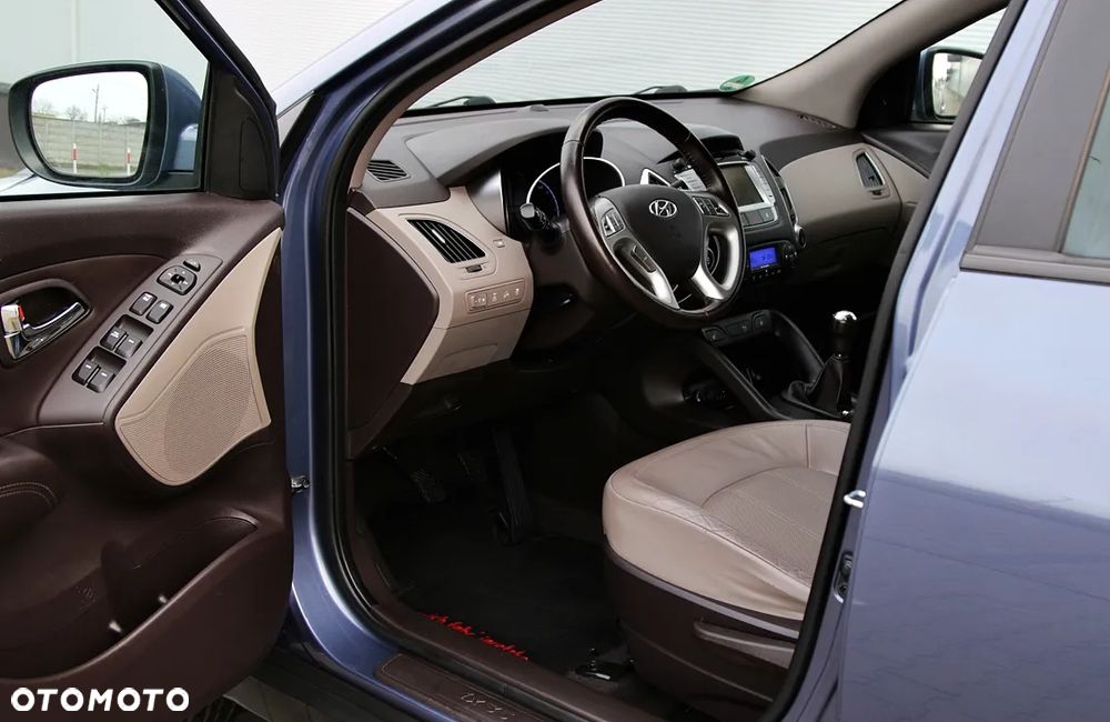 Hyundai ix35 2.0 4WD Premium - 16