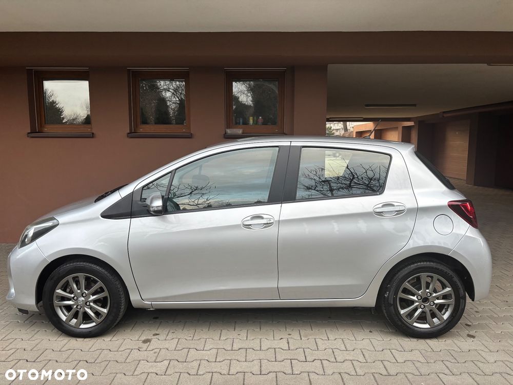 Toyota Yaris 1.0 VVT-i Edition - 2