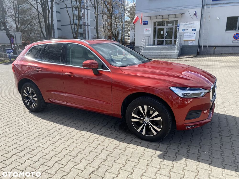 Volvo XC 60 D4 Momentum - 4