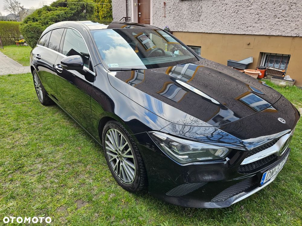 Mercedes-Benz CLA 220 d 4-Matic 8G-DCT - 3