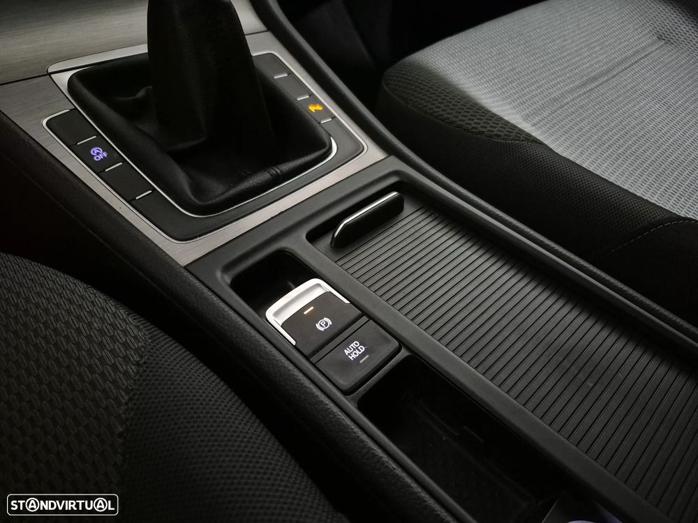 VW Golf Variant 1.6 TDi GPS Edition - 19