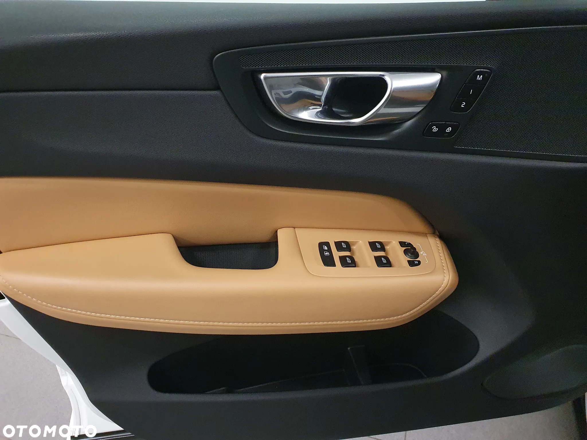Volvo XC 60 B4 D Geartronic Inscription - 24
