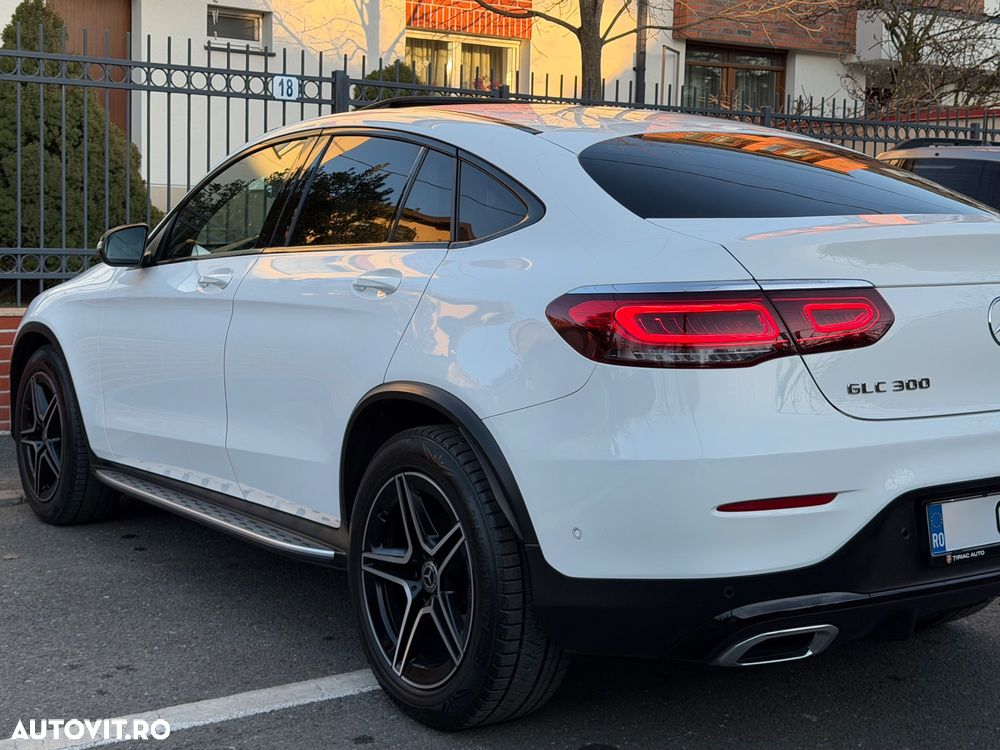 Mercedes-Benz GLC 300 4MATIC MHEV - 12